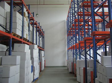 سلع معمّرة غلفن صناعيّ تخزين منصب جريدة مسنّنة ISO9001 high-density رافعة شوكيّة منصب جريدة مسنّنة, اللون الأزرق وبرتقال